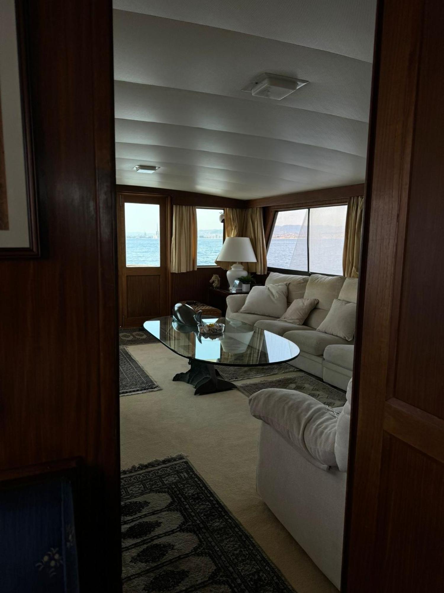 Hotel Yacht Our Alissa Sant Adrià de Besòs Eksteriør billede